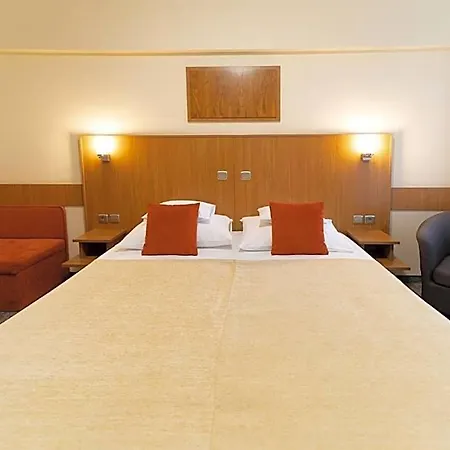 Hotel Art Superior 3*