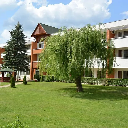 Hotell Art Superior 3*