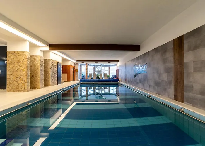 Hotel Art Superior 3*